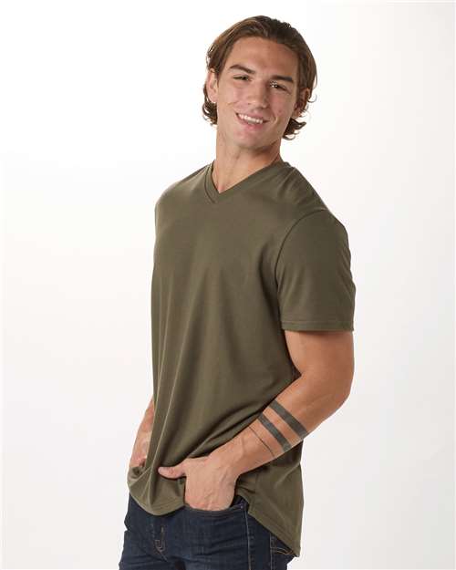 High V-Neck T-Shirt | USA Decoration