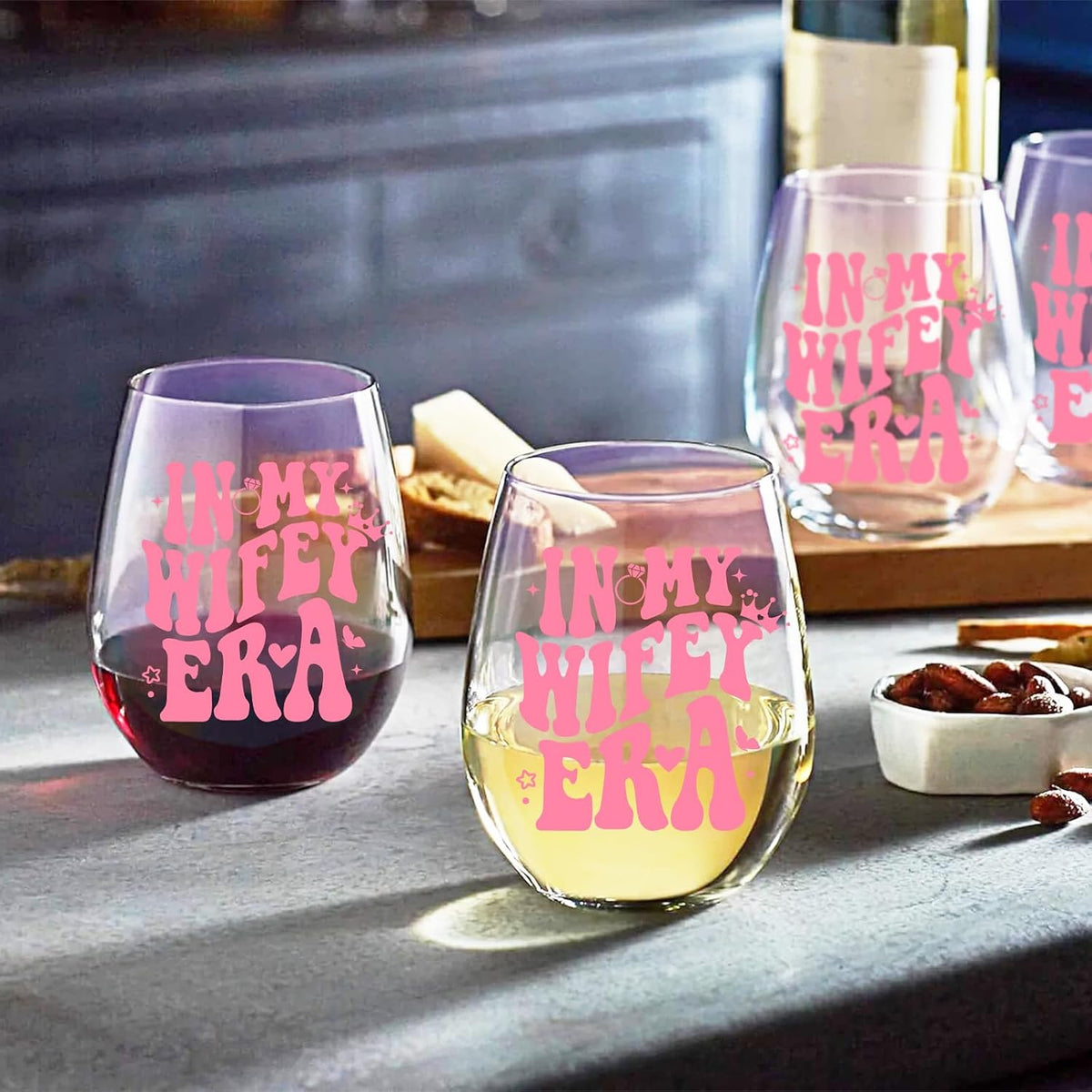 Bride To Be Engagement Gifts for Women Cool Bridal Shower Wedding Gifts Wine Glass Classy Bachelorette Party Gift for Best Friend Sister Colleagues Wifey Cup Christmas Valentines Mothers Day Gift