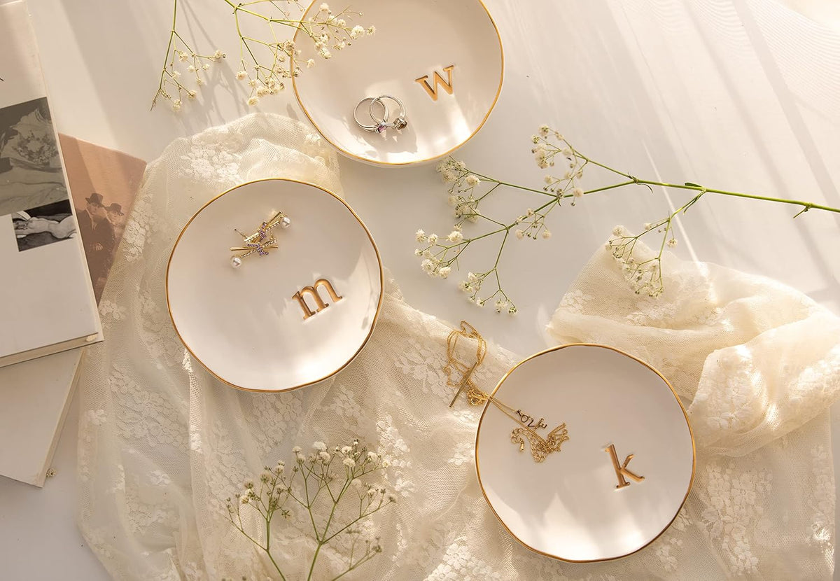 COLLECTIVE HOME Ceramic Jewelry Tray, Trinket Dish, Gifts for Women (M)
