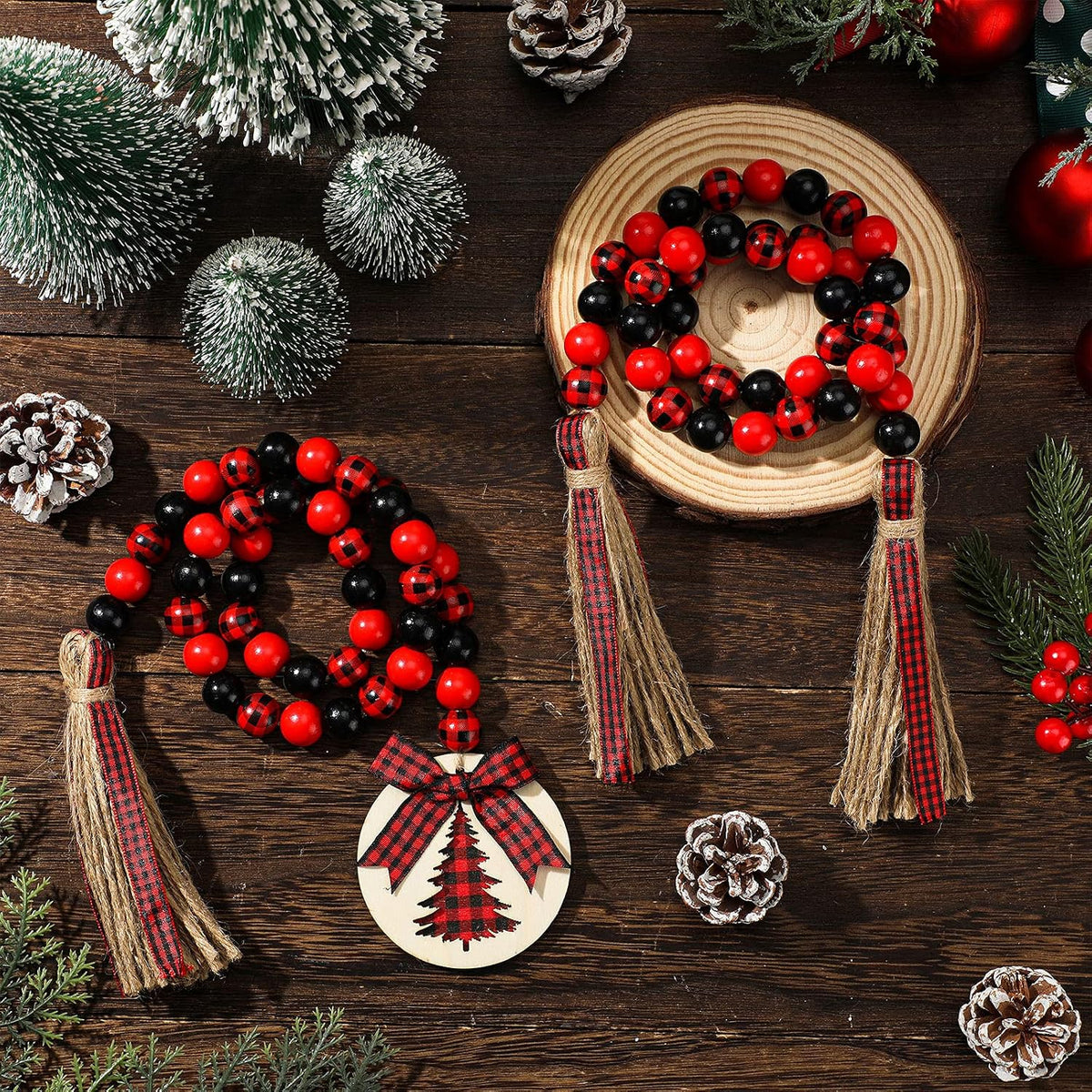 Jetec 2 Pcs Wood Bead Garland Buffalo Plaid with Tassels,Black and Red