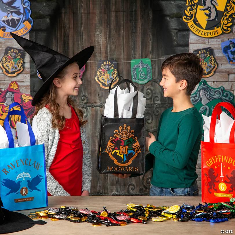 9" x 11" Medium Harry Potter™ Hogwarts Crest Shopper Tote Bags - 12 Pc.