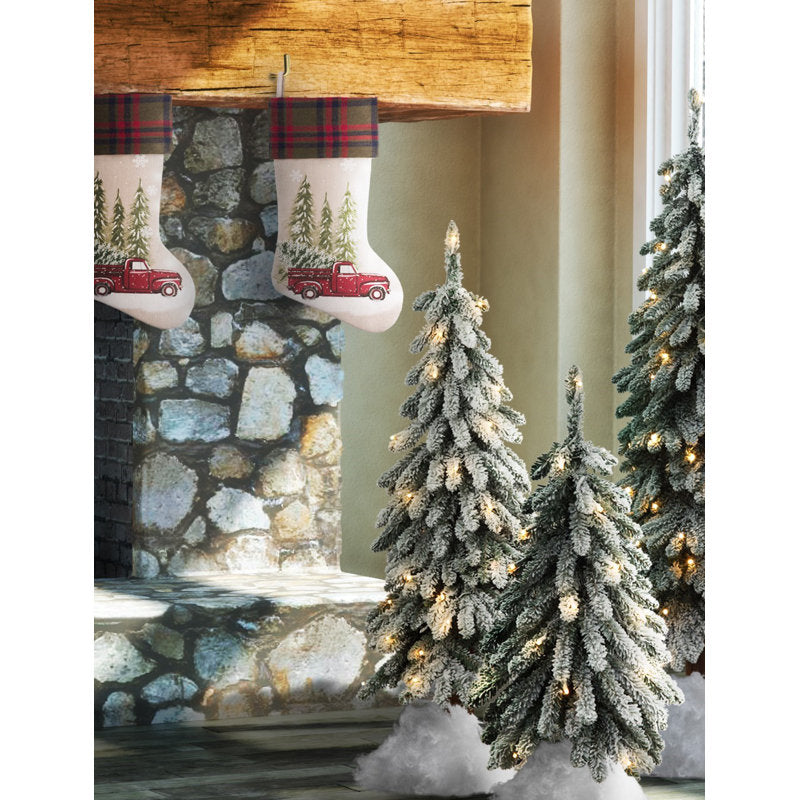 Adylynn Hangright Nostalgia Stocking
