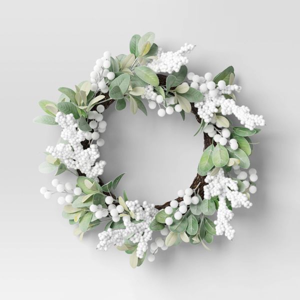 22-Inch Unlit Lamb’s Ear and White Berry Wreath Soft Greenery Christmas Door Décor