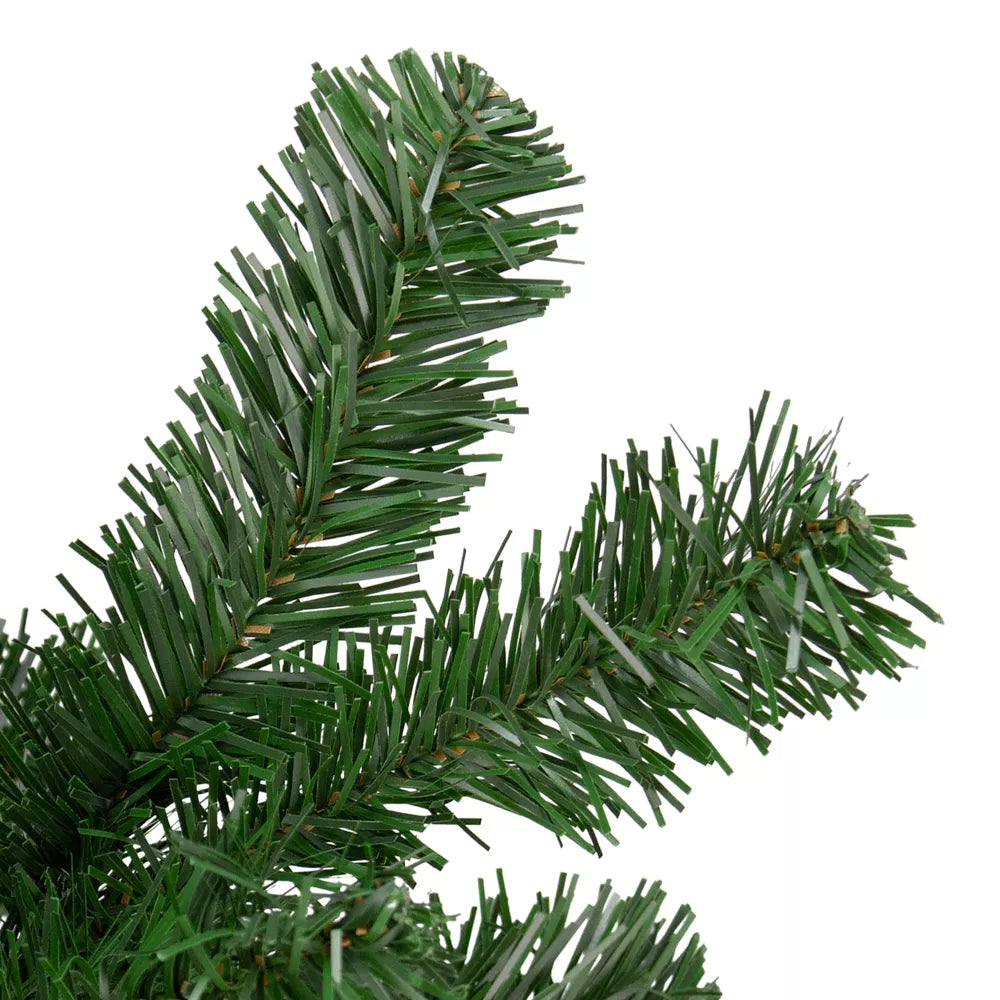 Northlight Deluxe Windsor Pine Artificial Christmas Wreath 8" Unlit Holiday Décor
