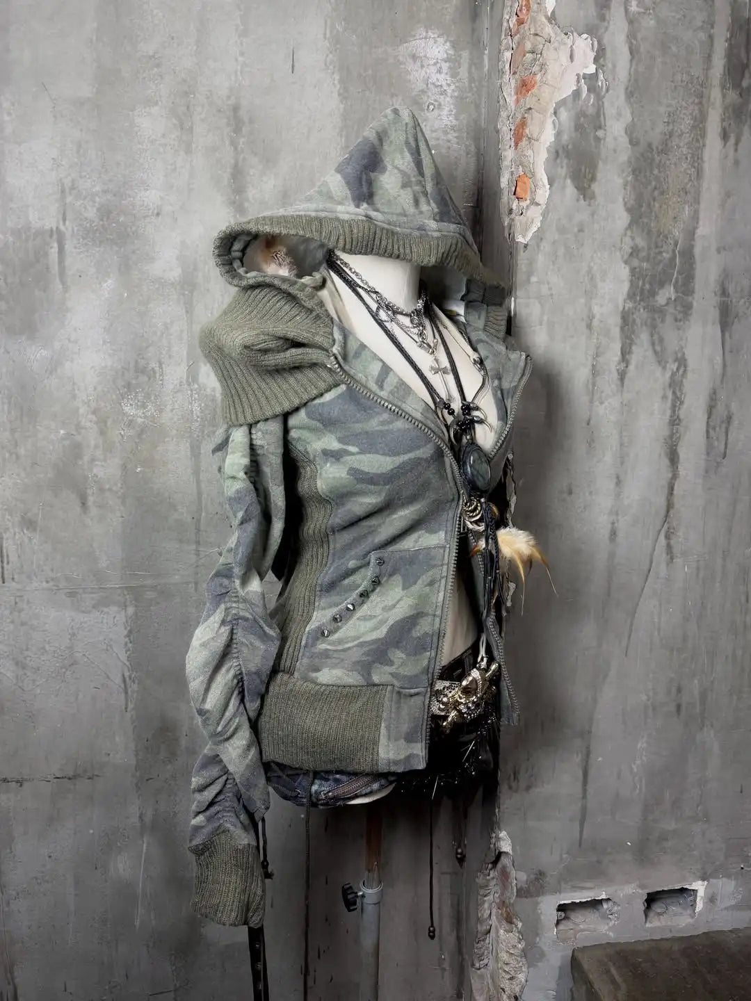 Gray Double Zip Up Slim Fit Classic Sweatshirts for Women's Harajuku Gothic Skulls Pattern Warm Hoodies Grunge Anime Hoodies