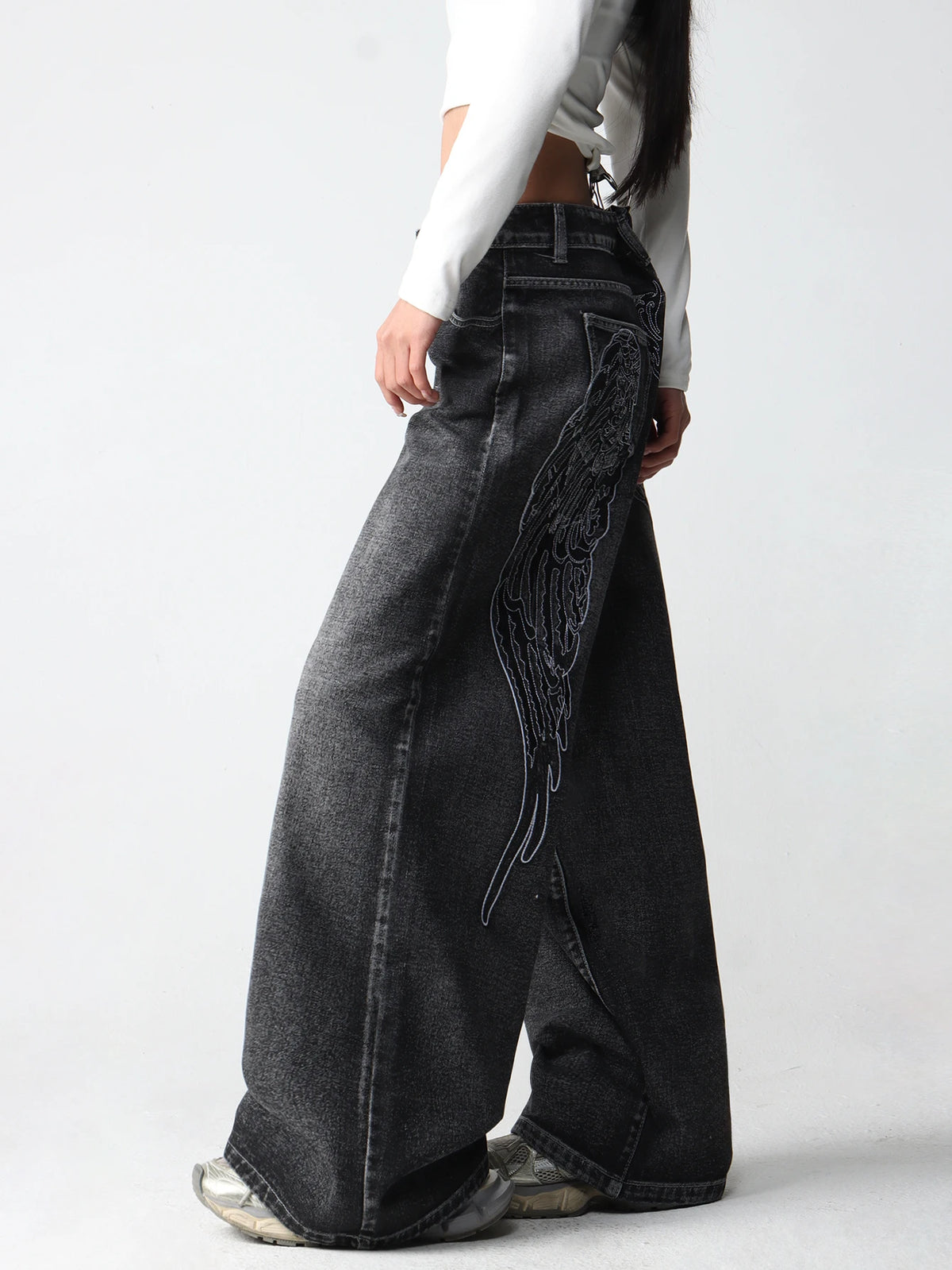 1 Pc American Retro Creative Wings Embroidered Black Loose Jeans Women Y2K Street Fashion Versatile Slimming Wide Leg Pants