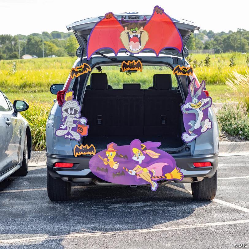 Value Looney Tunes™ Halloween Trunk-or-Treat Decorating Kit - 8 Pc.