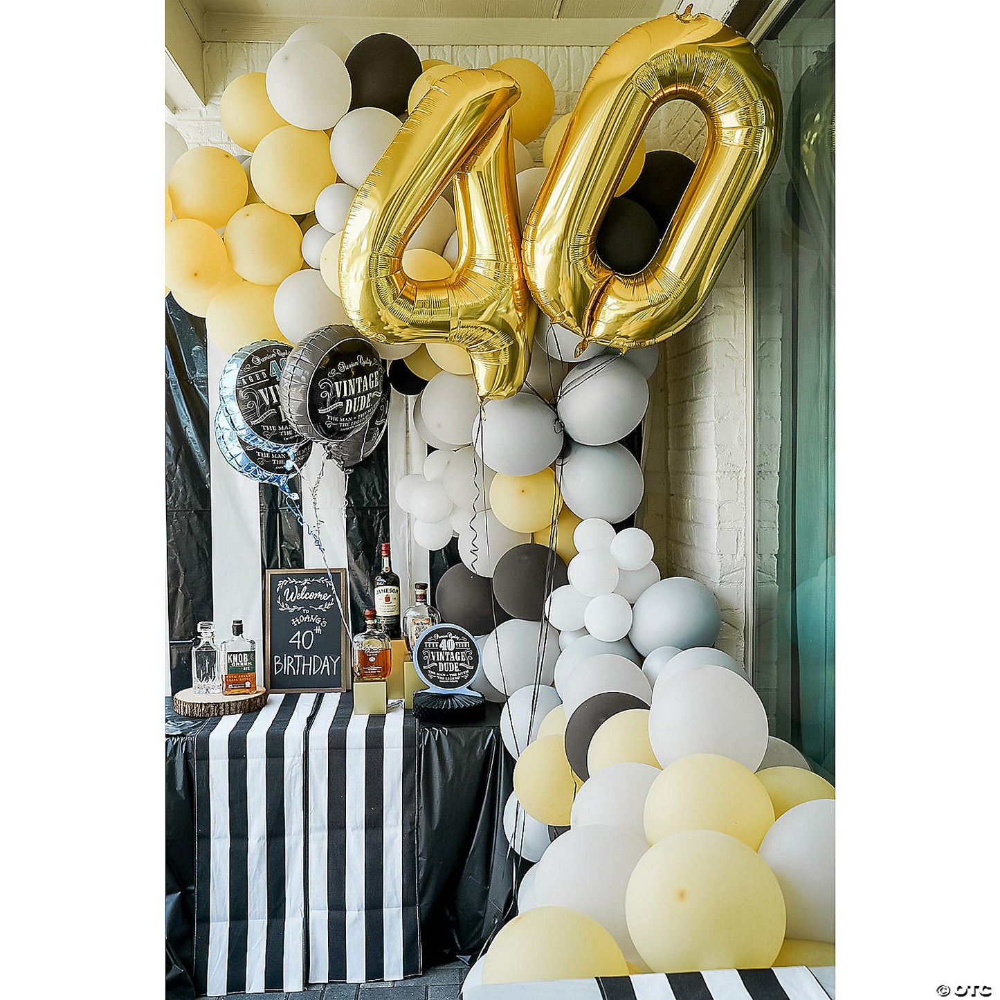 Black White Backdrop - 3 Pc. | USA Decoration®