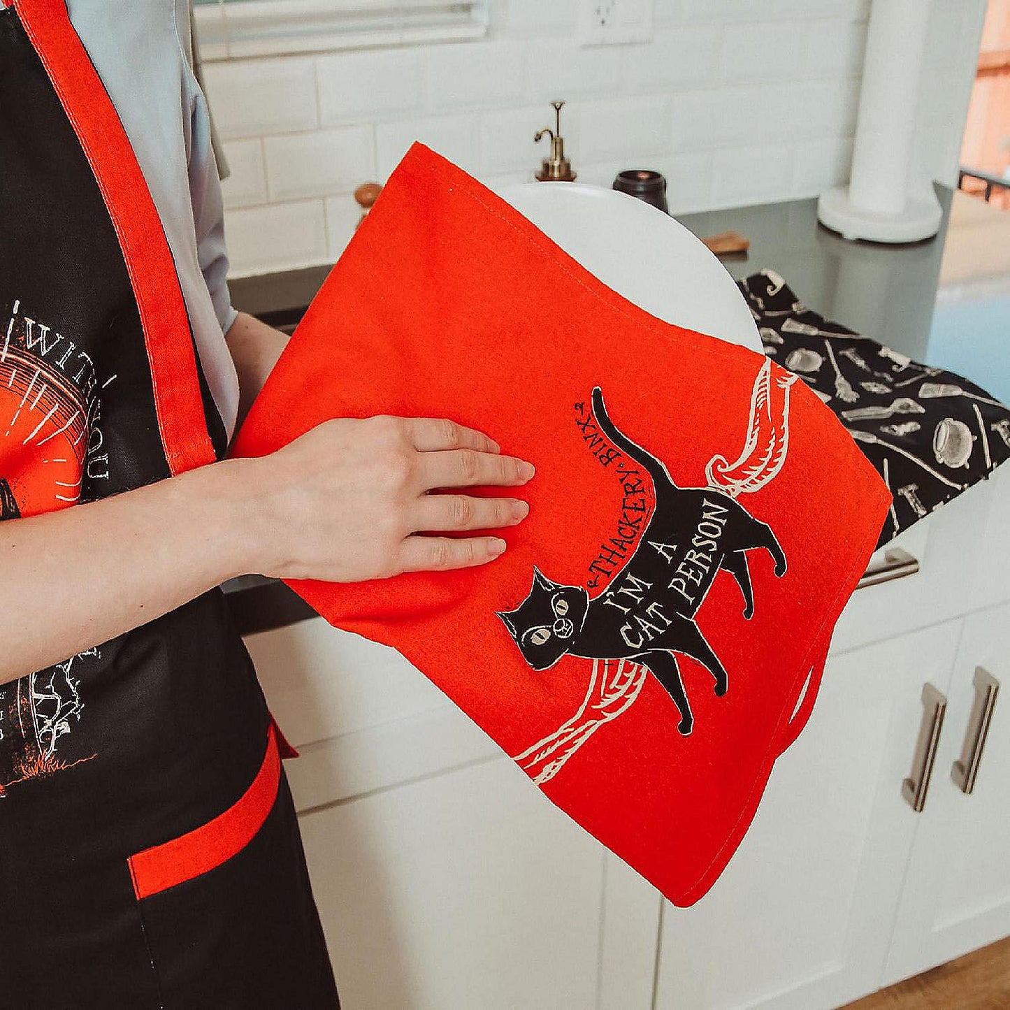 Disney Hocus Pocus Black Kitchen Hand Towels Set of 2 | USA Decoration®
