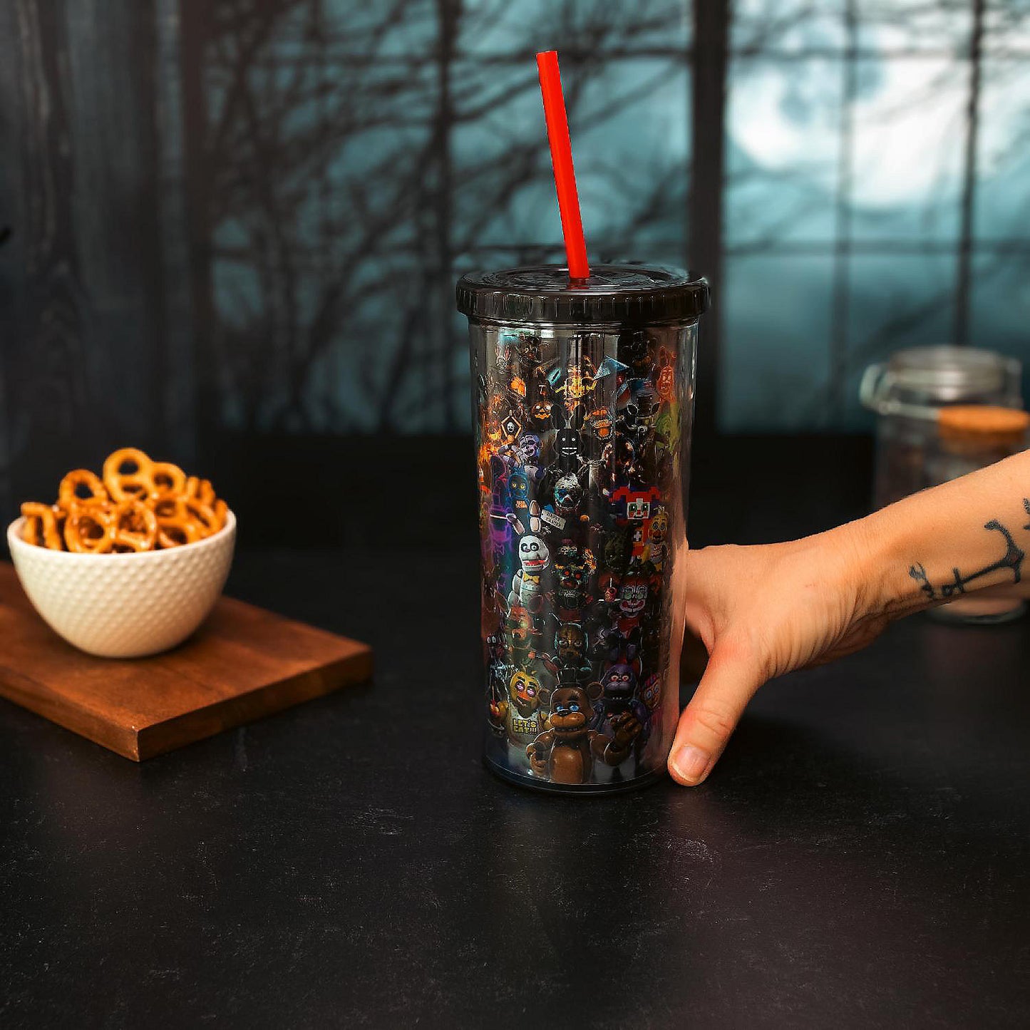 Five Nights At Freddy's Collage 20-Ounce Carnival Cup With Lid and Straw | USA Decoration®