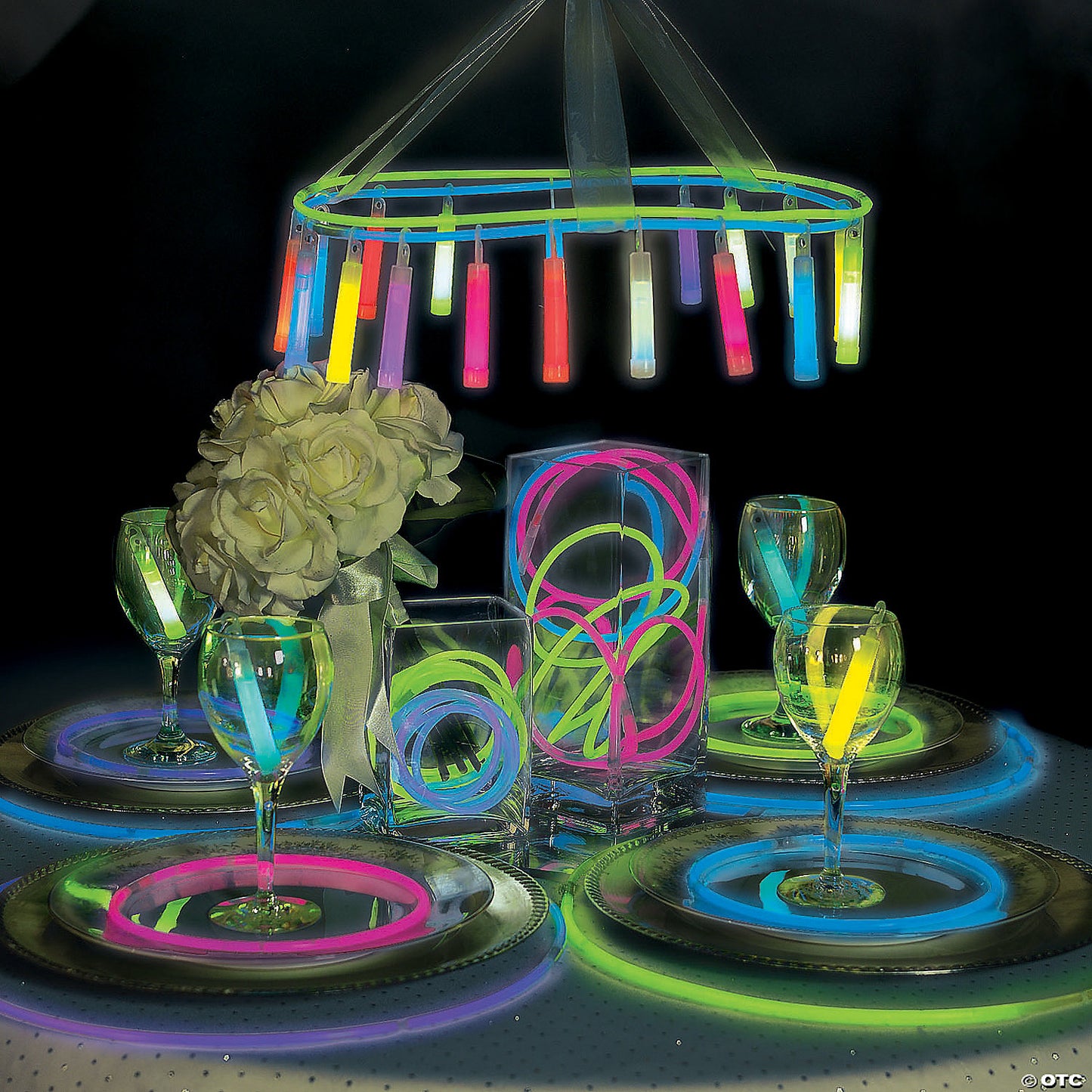 Glow Sticks - 12 Pc. | USA Decoration®