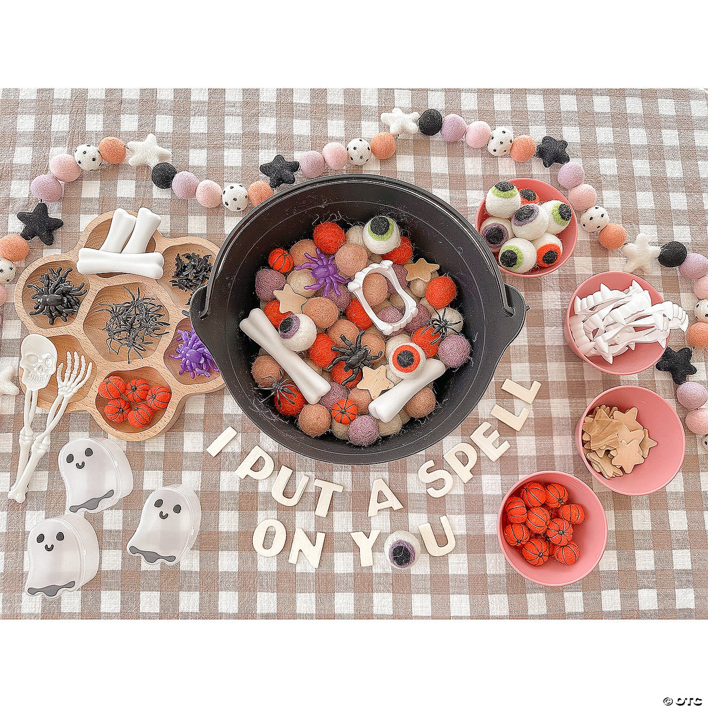 Halloween Eyeball Wool Felt Pom-Poms - 12 Pc. | USA Decoration®