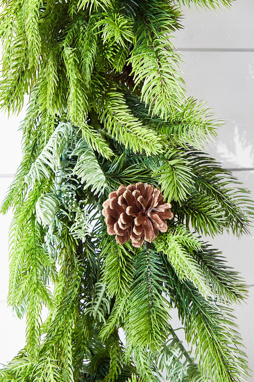 9' x 10" Norway Pine Garland Outdoor UL-Listed with 200 Tips & 50 Clear Lights