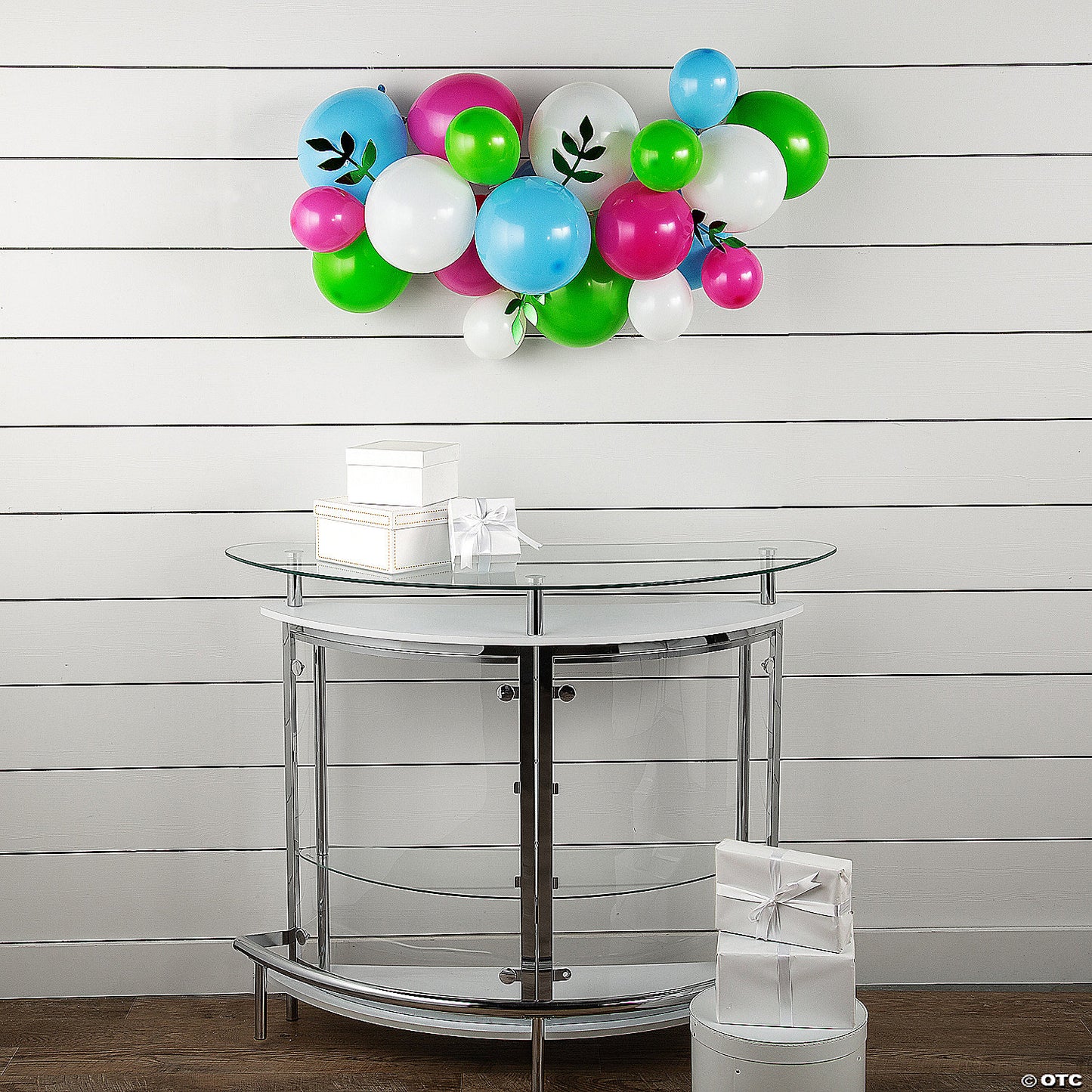Lime Green 5" Latex Balloons - 24 Pc. | USA Decoration®