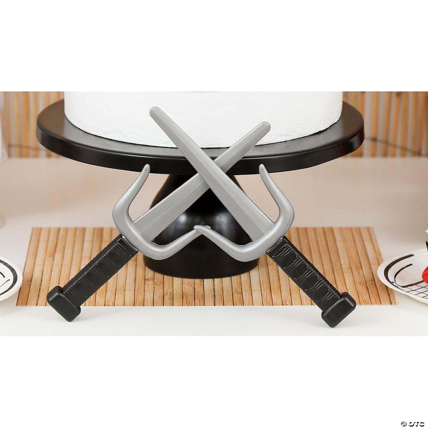 Ninja Swords, Daggers, Throwing Star and Backpack Plastic Playset | USA Decoration®