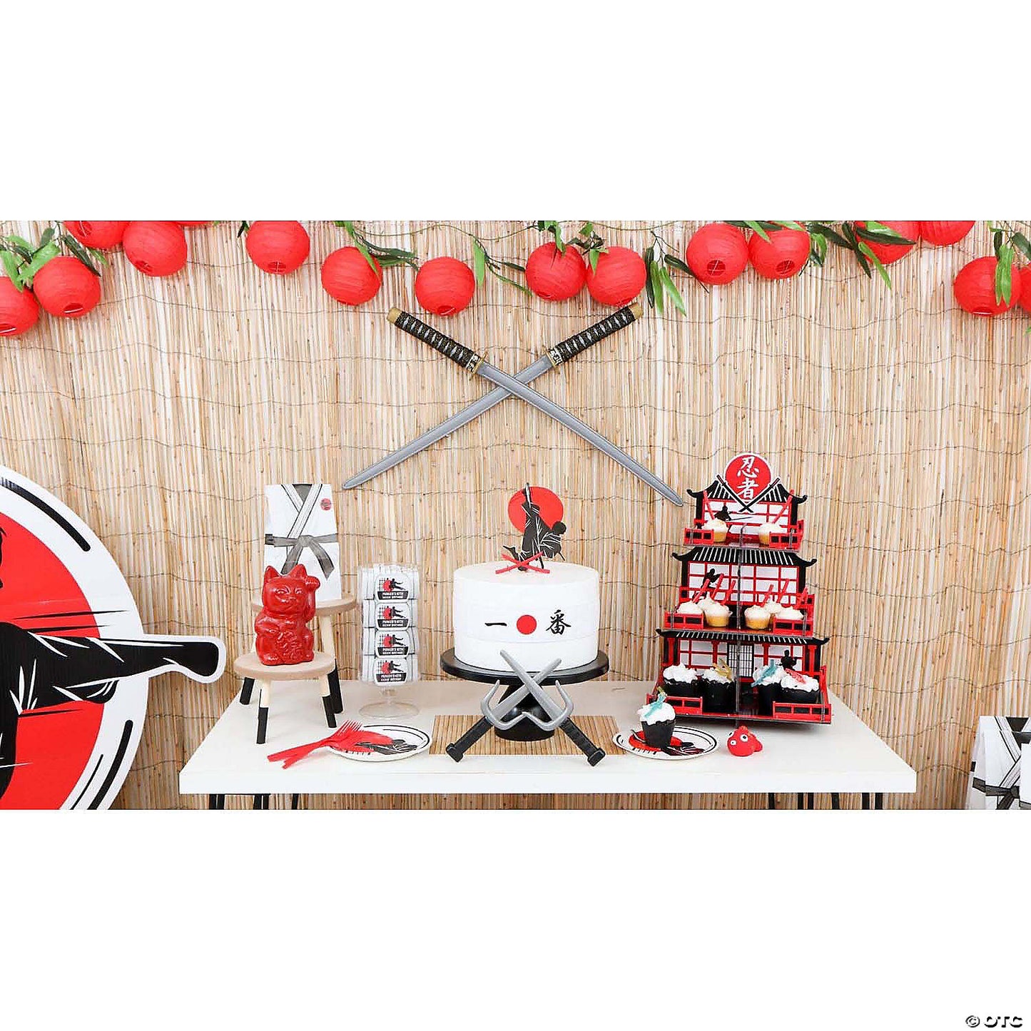 Ninja Swords, Daggers, Throwing Star and Backpack Plastic Playset | USA Decoration®