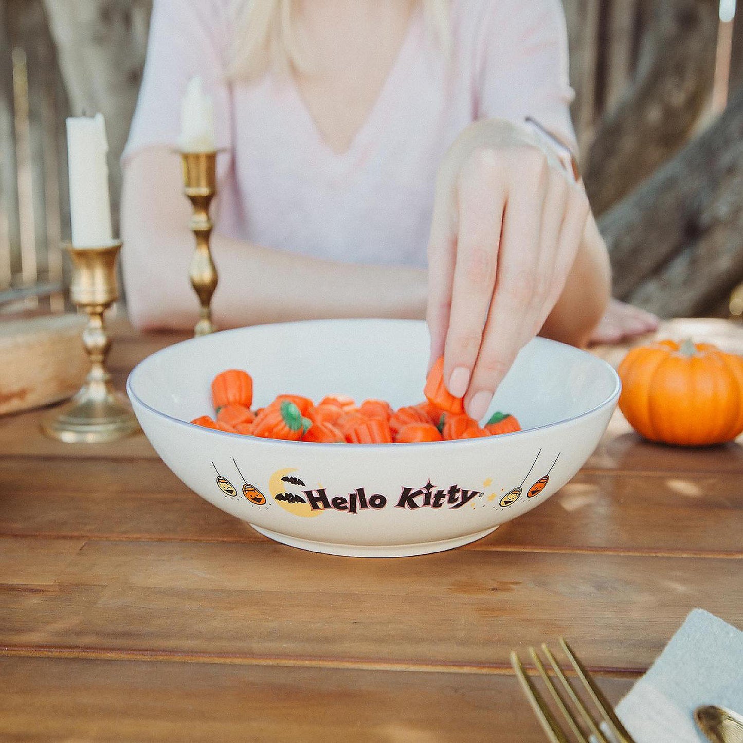 Sanrio Hello Kitty Skeleton Web 9-Inch Ceramic Coupe Dinner Bowl | USA Decoration®