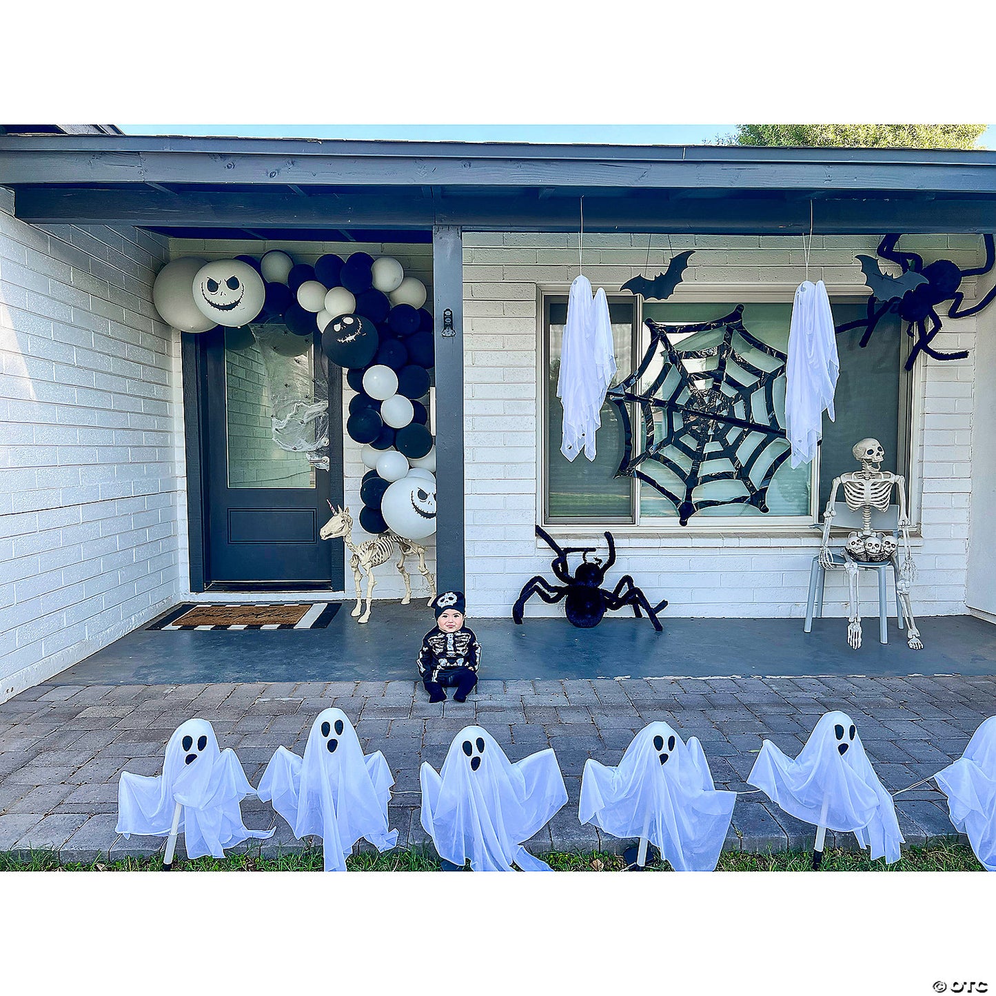 The Nightmare Before Christmas 24" Latex Balloons - 2 Pc. | USA Decoration®