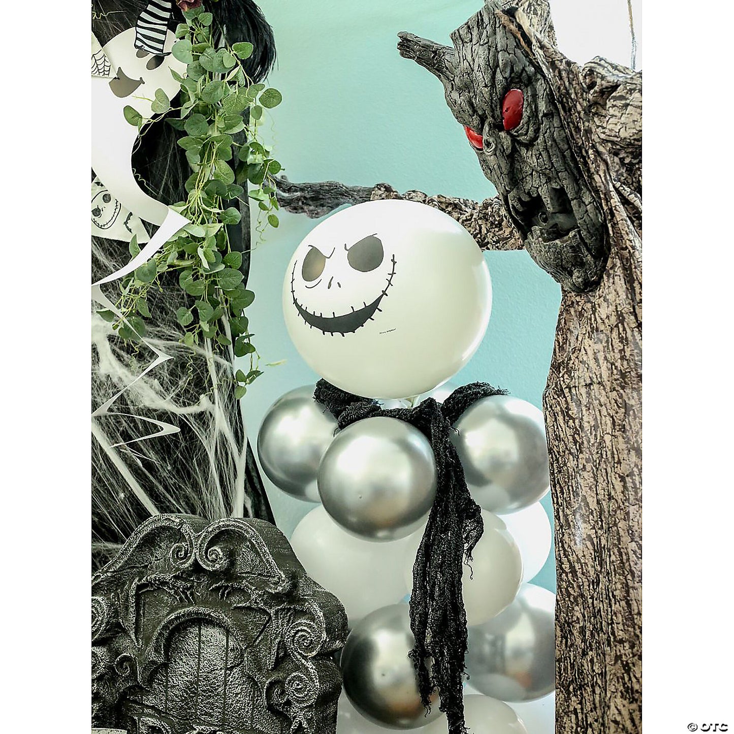 The Nightmare Before Christmas 24" Latex Balloons - 2 Pc. | USA Decoration®