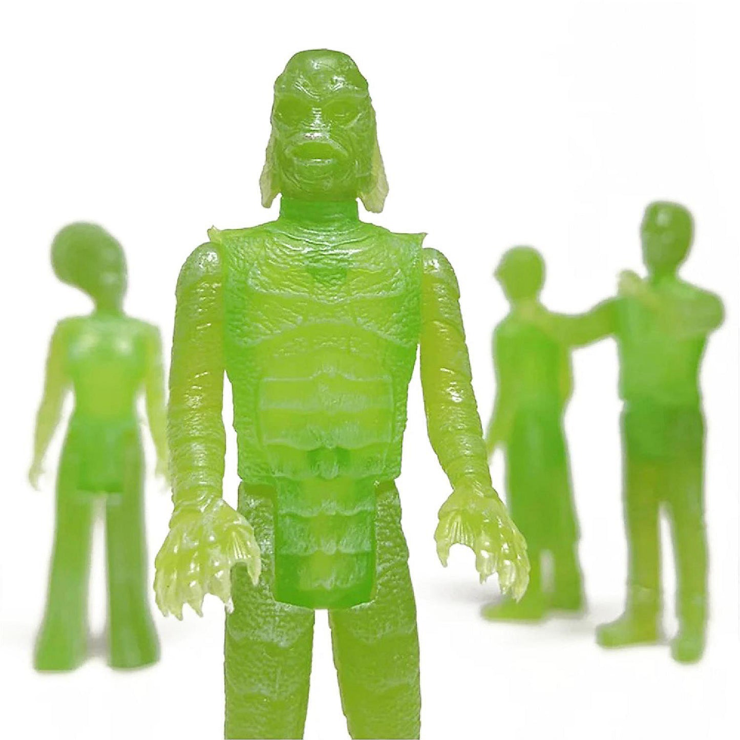 Universal Monsters Haunted Crypt (Glow In The Dark Edition) ReAction Figure Set | USA Decoration®