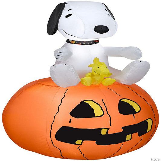 Gemmy Airblown Inflatable Snoopy with Halloween Collar and Woodstock on Pumpkin 3.5 ft Tall | USA Decoration®