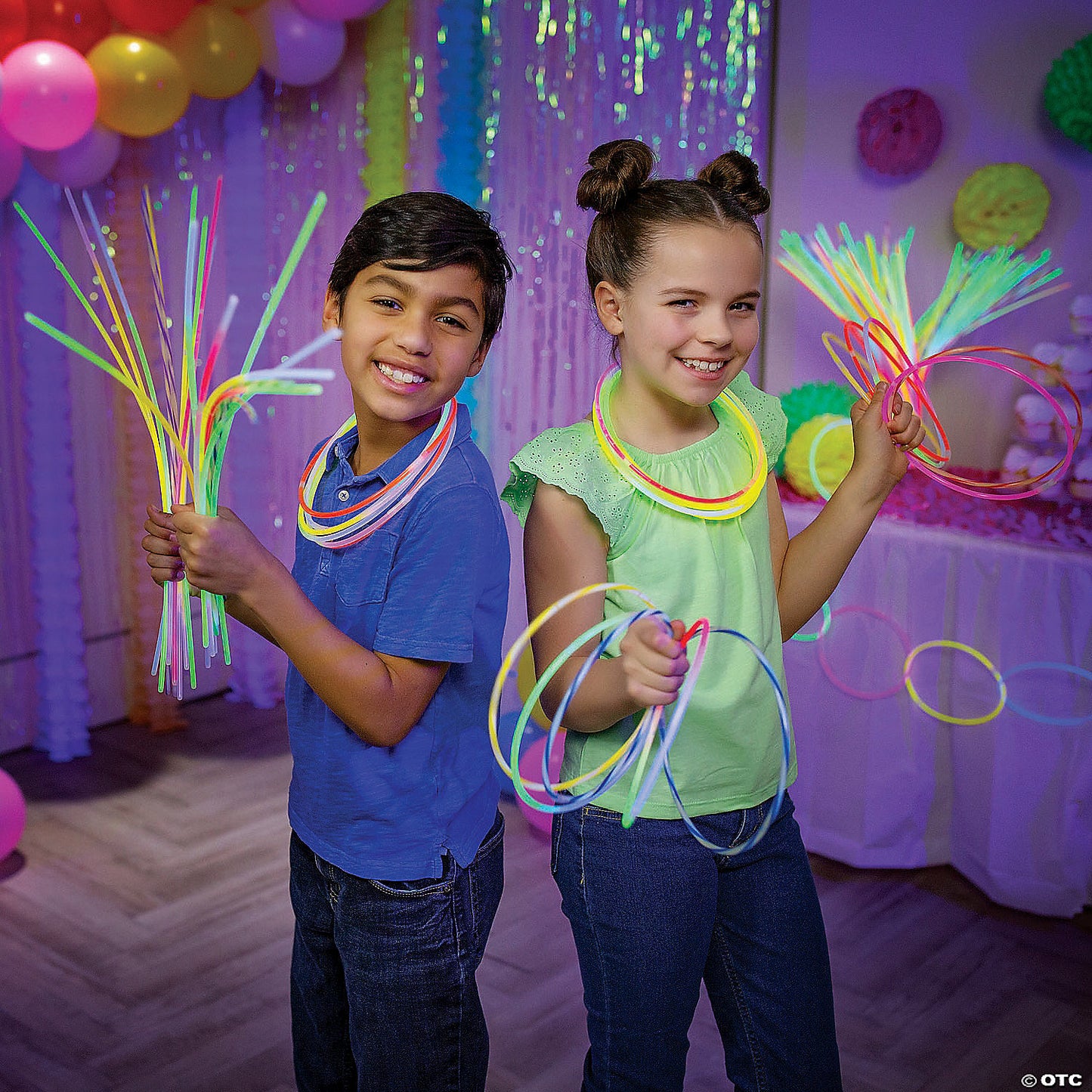 22" Bulk 1000 Pc. Bright Neon Colors Glow Necklace Assortment | USA Decoration®