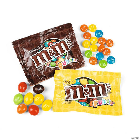 2 lbs. M&M’s® Fun Size Milk Chocolate & Peanut Candy Mix - 48 Pc.