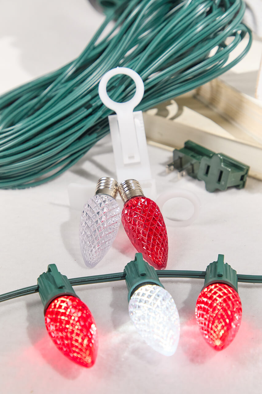 250' Outdoor Christmas Lighting Kit - Cool White/Red