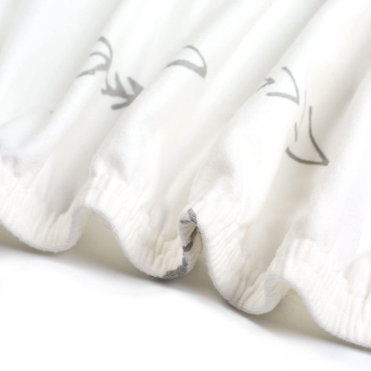 GRSSDER Stretchy Ultra Soft Fitted Bassinet Sheet Set 2 Pack, Universal Fit for Bassinets Baby Cradle Moses Basket Oval Rectangle Mattress, Christmas Trees/Arrows Bassinet Sheets for Girls and Boys