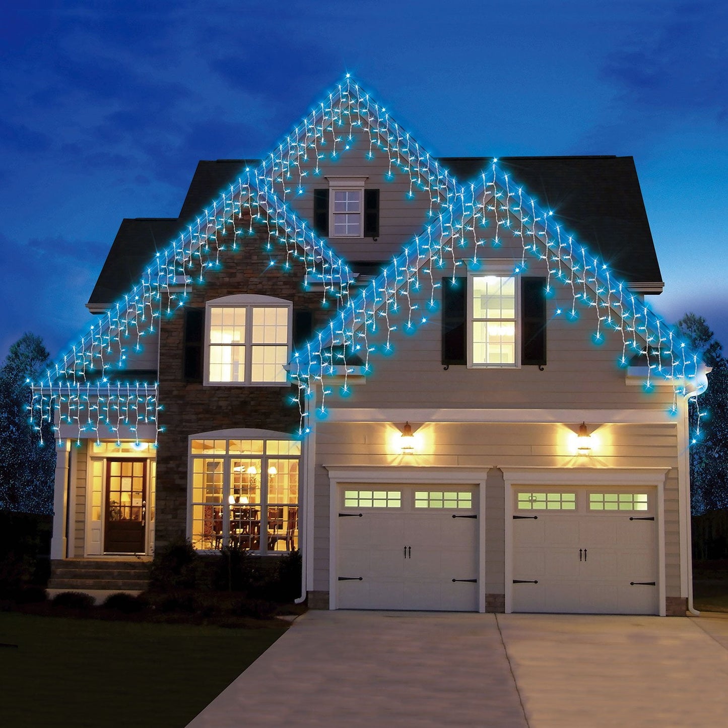 Member's Mark 300ct LED Icicle Lights, 18' Lighted Length | USA Decoration®