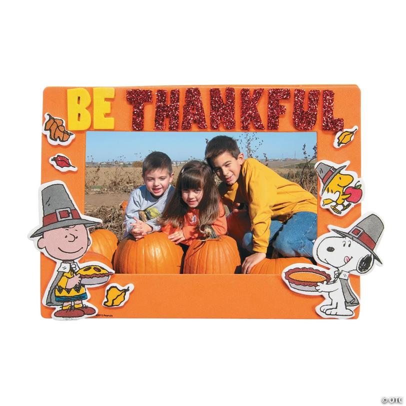 6 1/2" x 4 3/4" Peanuts Character Be Thankful Picture Frame Magnet Craft Kit – Makes 12