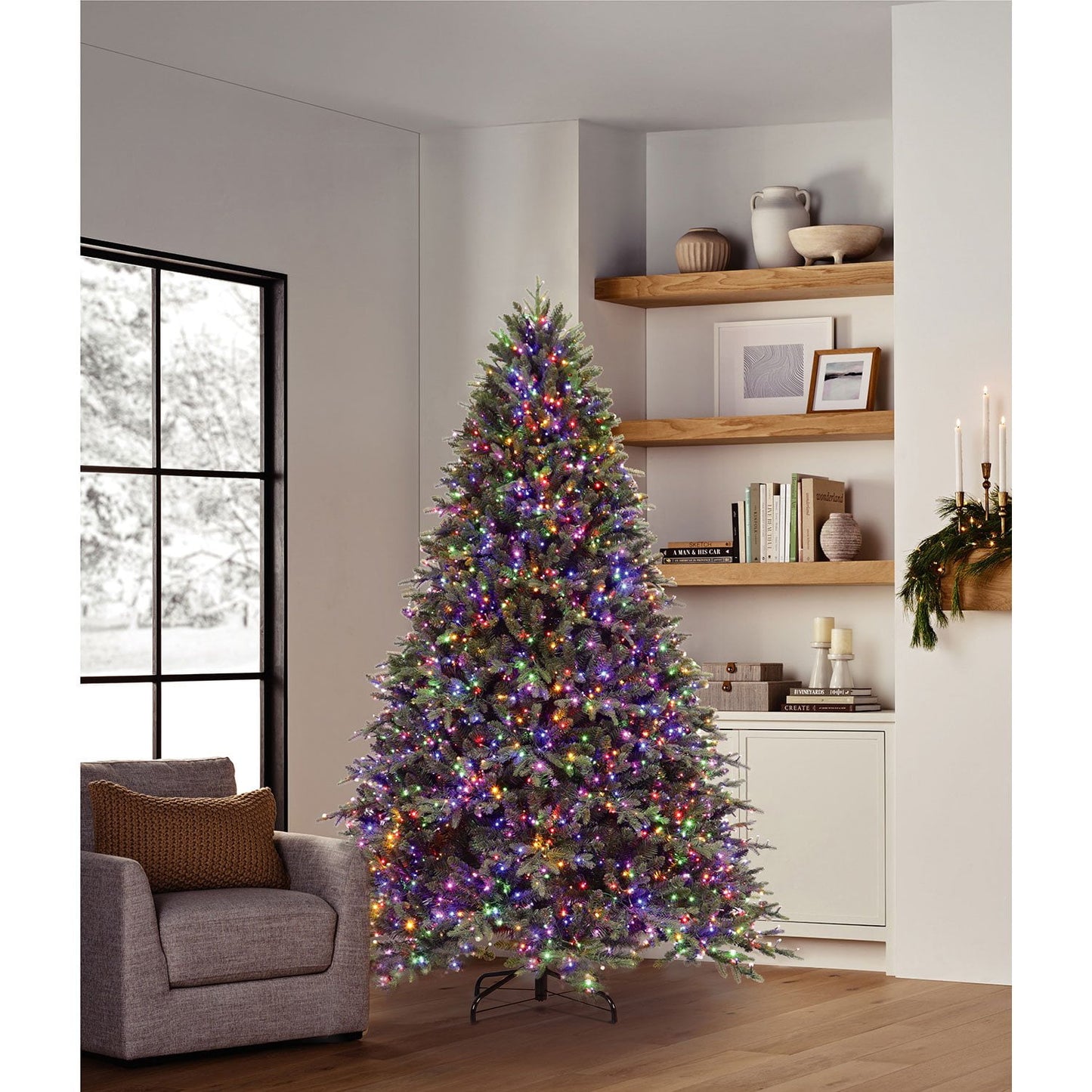 Member's Mark 7.5' Pre-Lit Fraser Fir Downswept Christmas Tree | USA Decoration®