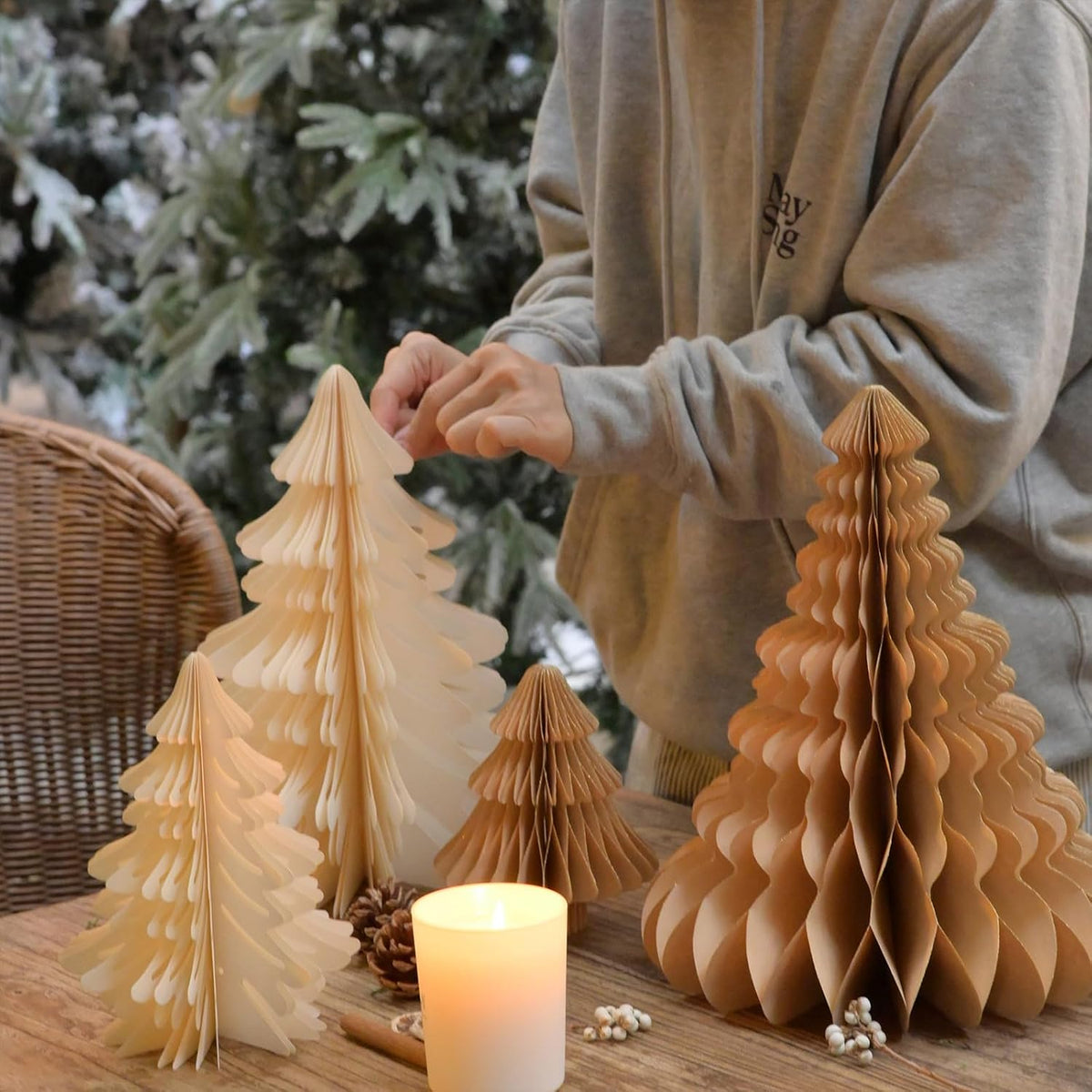 4 Pcs Honeycomb Christmas Tree, 3D Paper Trees Table Centerpiece, 6-12.6" Christmas Tree Home Decoration Indoors Christmas Decorations Xmas Party Holiday Decor