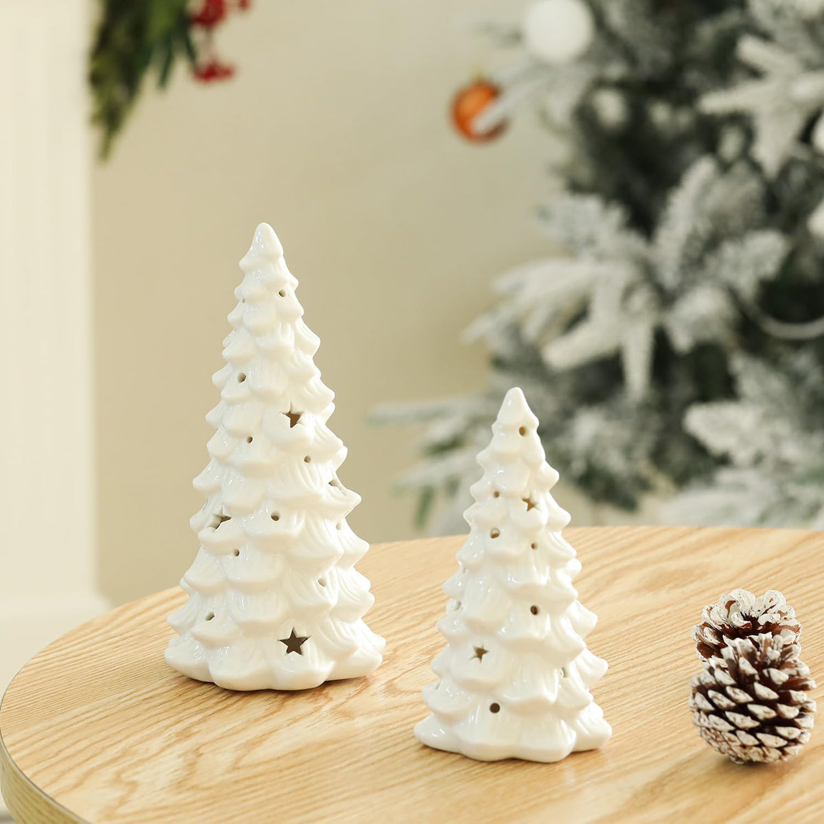 HOMCDALY 2 PCS White Small Christmas Tree with Lights, Mini Christmas Tree for Christmas DÃ©cor, Tabletop Xmas Tree Figurines, Christmas Decorationsï¼ˆCeramicï¼‰