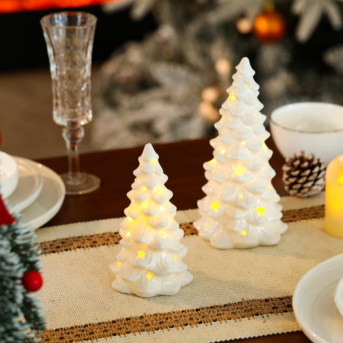 HOMCDALY 2 PCS White Small Christmas Tree with Lights, Mini Christmas Tree for Christmas DÃ©cor, Tabletop Xmas Tree Figurines, Christmas Decorationsï¼ˆCeramicï¼‰