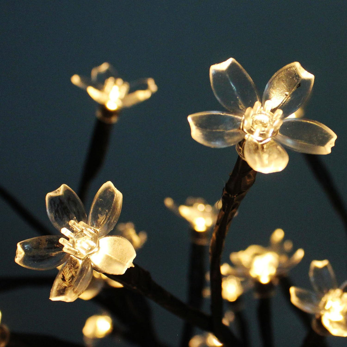 23inch 90 LEDs Cherry Blossom Tree Lights Desk Top Bonsai Tree Lamp
