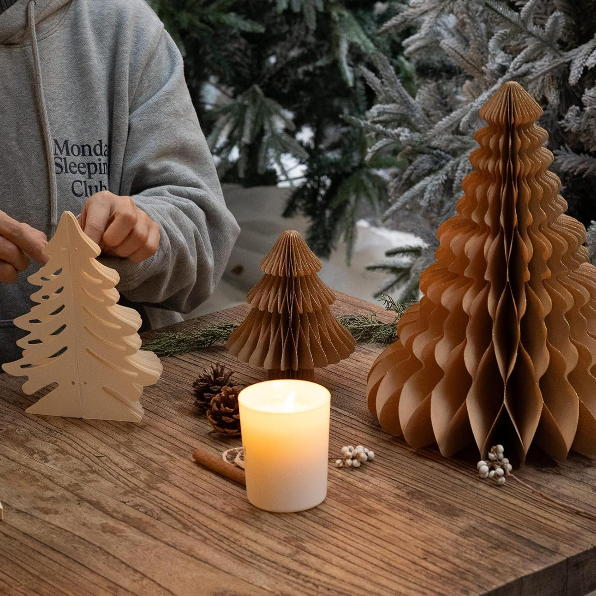 4 Pcs Honeycomb Christmas Tree, 3D Paper Trees Table Centerpiece, 6-12.6" Christmas Tree Home Decoration Indoors Christmas Decorations Xmas Party Holiday Decor
