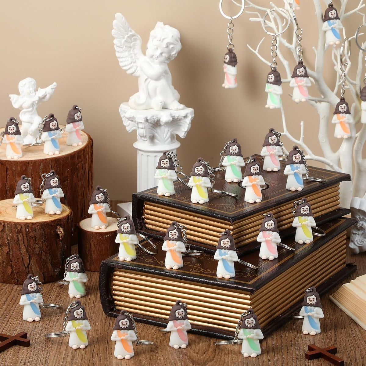 CroBlissful 200 Pcs Glow in The Dark Jesus Keychain Christmas Favor, Pray