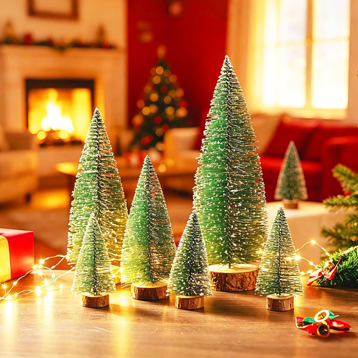 Mini Christmas Tree with Lights, Small Table Top Decorations, Desktop Miniature Pine Tree Xmas Holiday Decor Indoor Home, Bottle Brush Trees with Wooden Base, 6 Pcs with Light