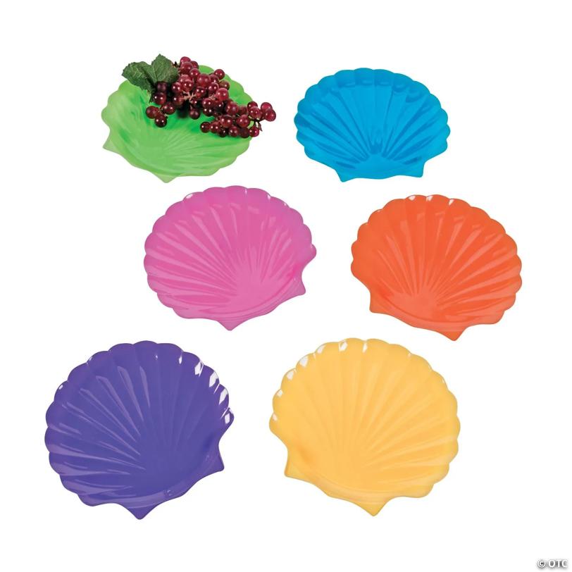 8 1/2" Seashell-Shaped Disposable Plastic Dinner Plates - 12 Pieces | USA Decoration®