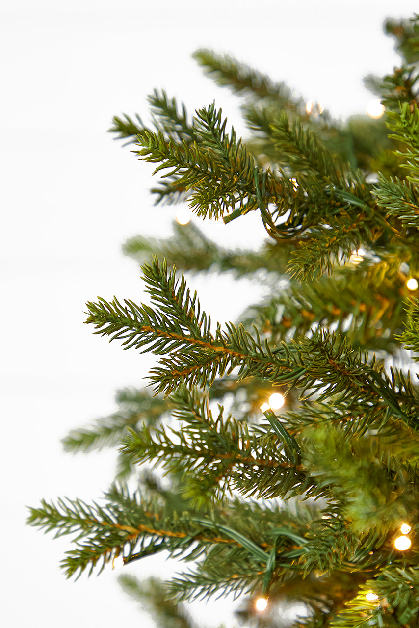 9' Slim Southern Fir with 1500 3mm Lights