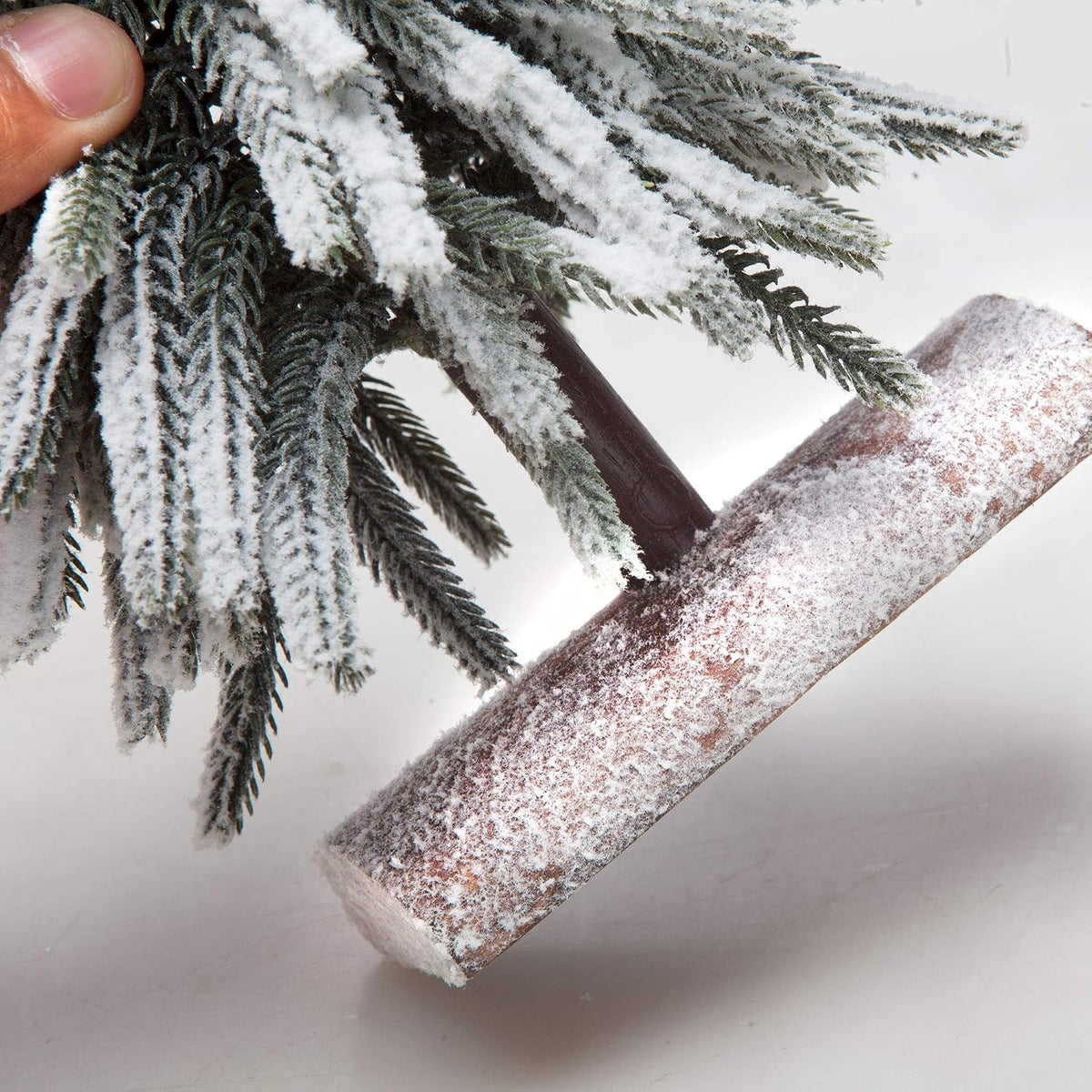 4pcs Mini Christmas Tree Small Separate Spray Snow Christmas Tree with Wooden Bases for Tabletop Winter Village Holiday Decorations