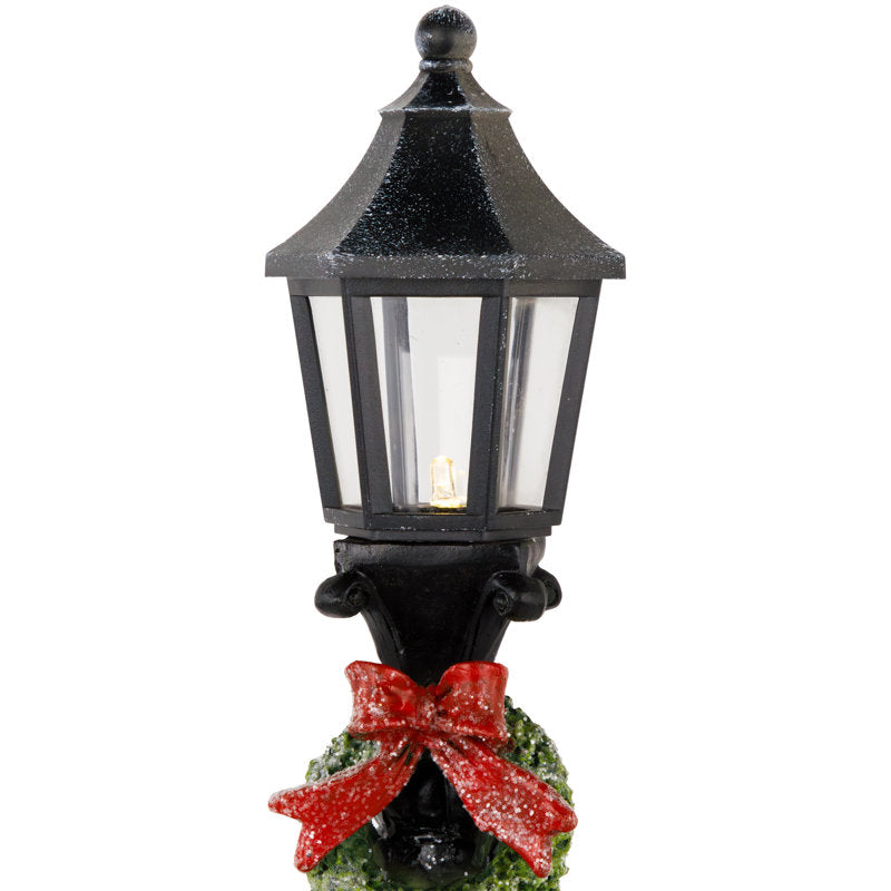 Christmas Figurines & Collectibles