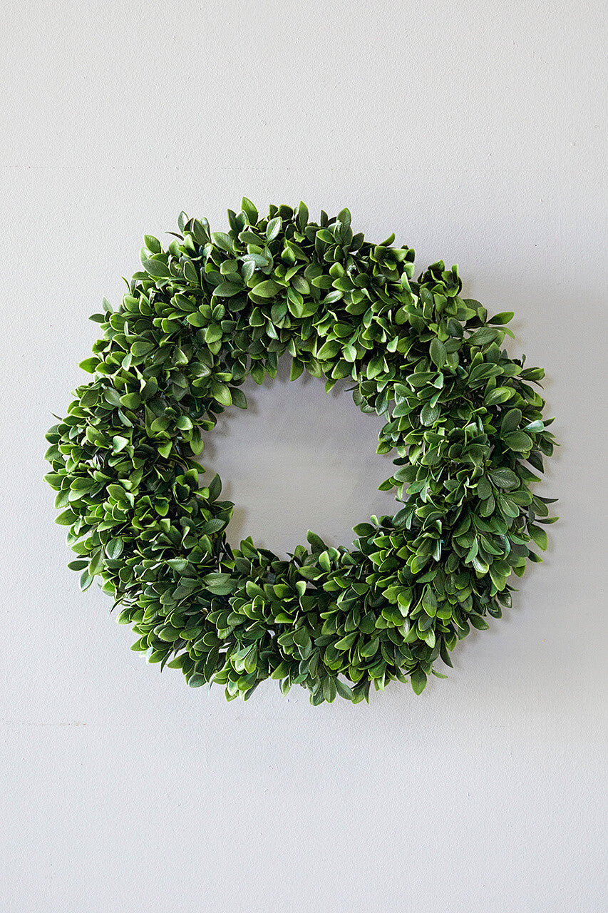 18" English Boxwood Wreath Classic Greenery Door & Wall Décor