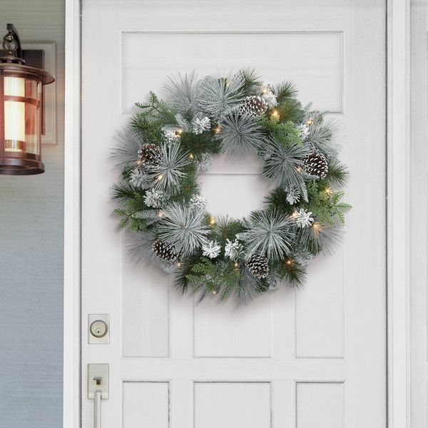 24" Pre-Lit Silver Pinecone Wreath – Battery Operated