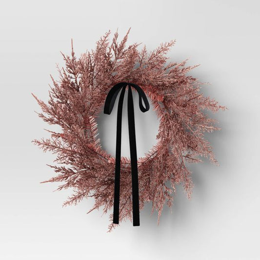 22-Inch Traditional Christmas Wreath Classic Greenery Holiday Door Décor