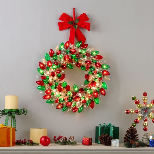 17" Retro C9 Bulb Wreath – Red & Green LED Holiday Decor