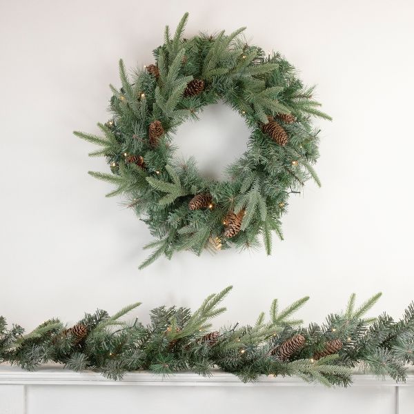 Pre Lit Battery Operated Mixed Pine Pine Cone 24 Inch Christmas Wreath