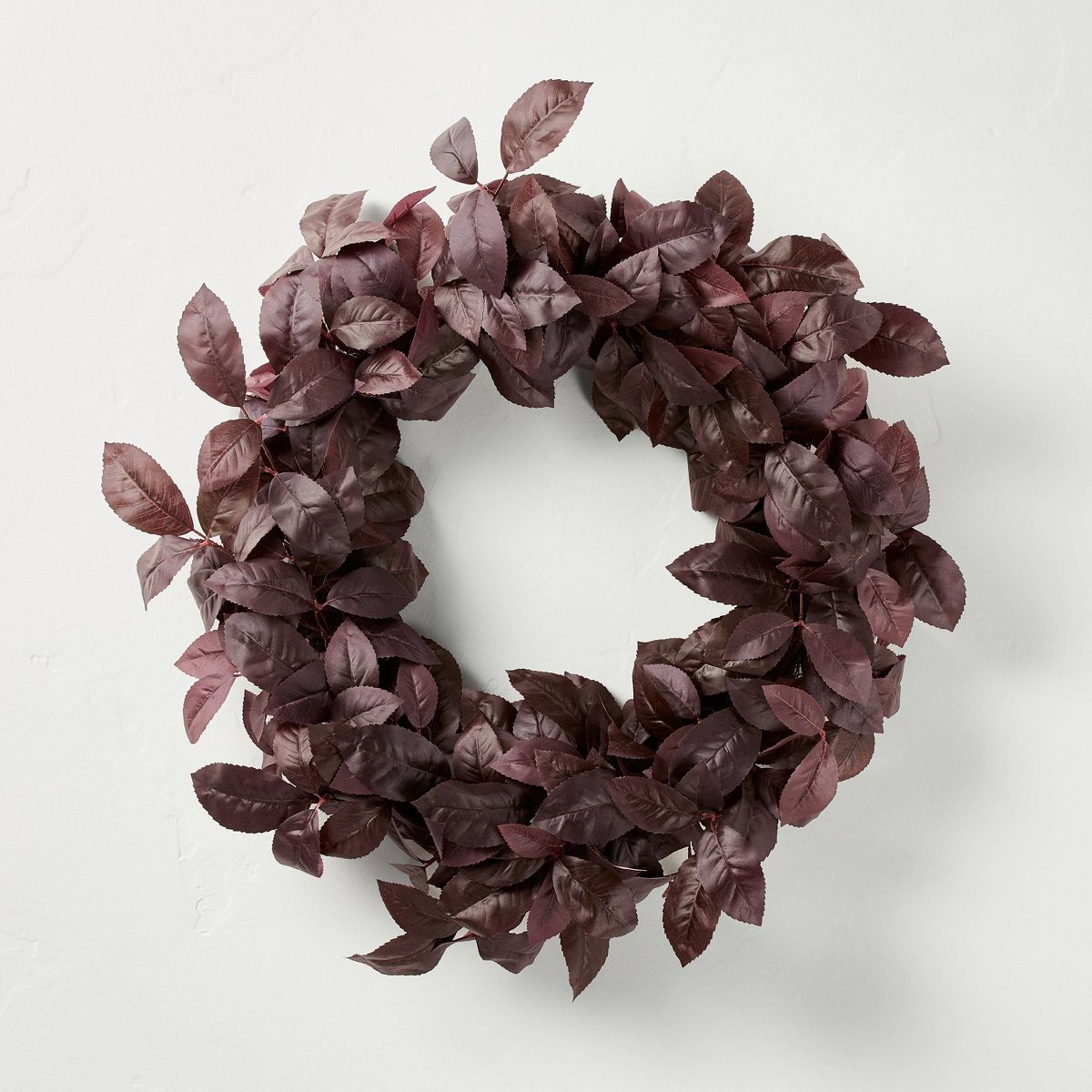 26-Inch Black Plum Leaf Fall Wreath with Magnolia – Seasonal Autumn Décor