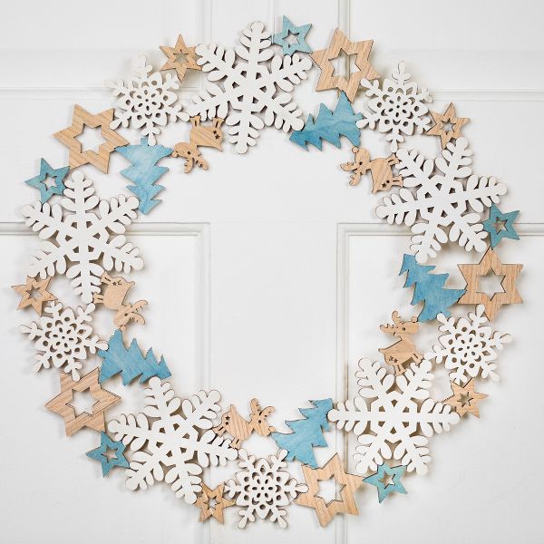 15.75" Wooden Snowflake Cut-Out Christmas Wreath Unlit Rustic Holiday Decor